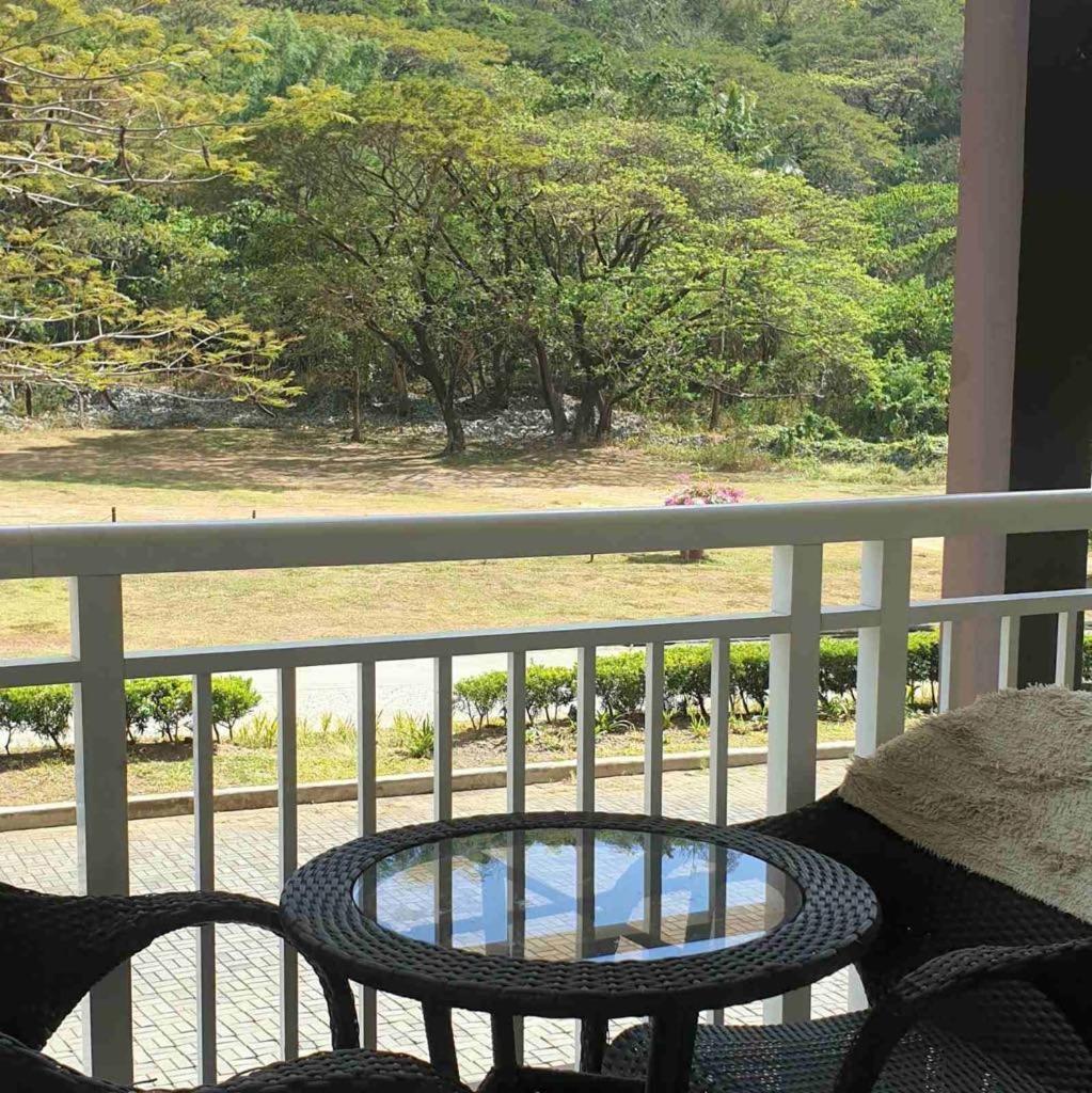 Luxurious Family Room Pico De Loro Nasugbu Exterior photo